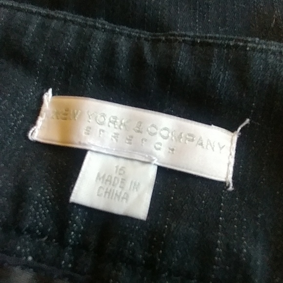 NEW YORK&COMPANY SKIRT - Picture 3 of 5